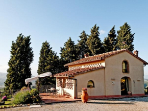 Pleasant Holiday Home in Montelupo Fiorentino with Garden Montelupo Fiorentino